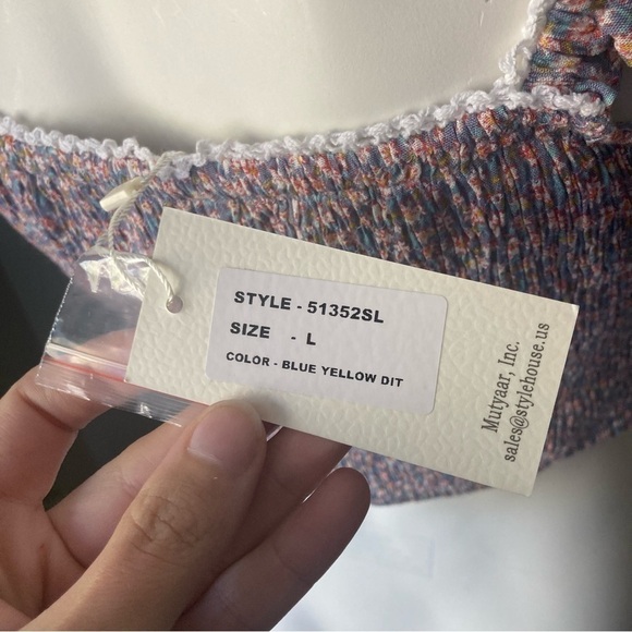 Sim & Sam | Floral Button Tie Smocked Ruffled Crop Tank - Picture 4 of 6